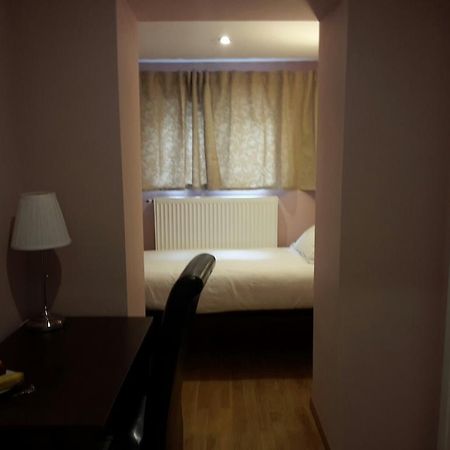 Eu Guesthouse Βρυξέλλες Δωμάτιο φωτογραφία