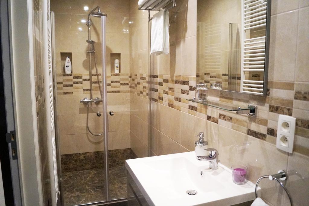 Eu Guesthouse Βρυξέλλες Δωμάτιο φωτογραφία